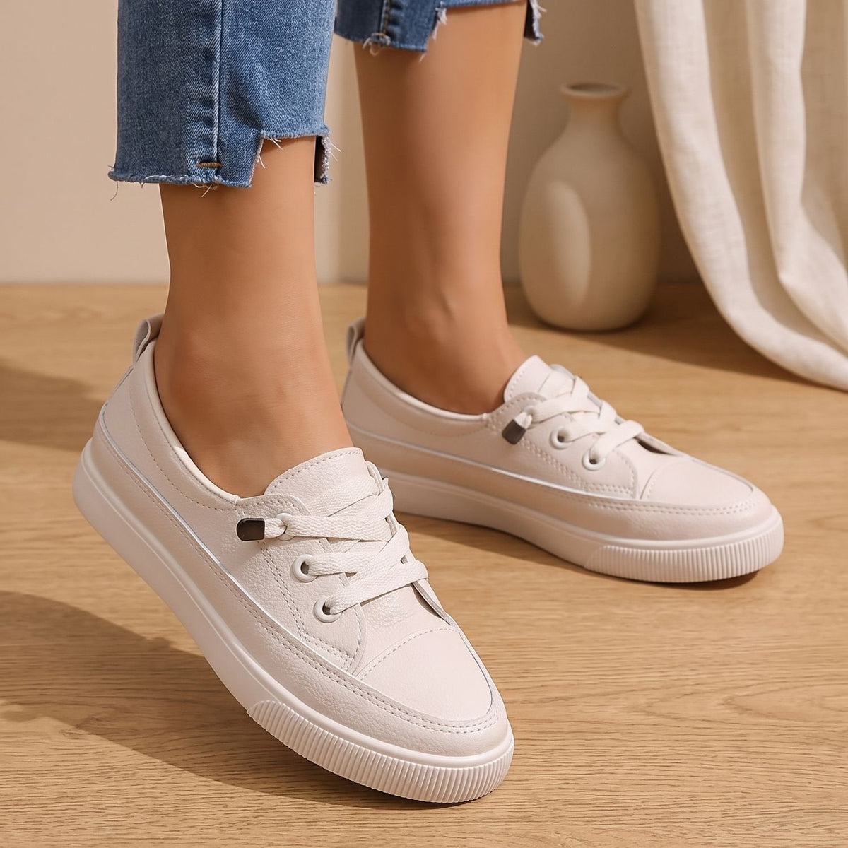 Ursula | Women's Cushioned Lace-Up Sneakers