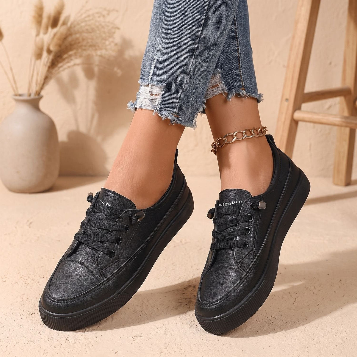 Ursula | Women's Cushioned Lace-Up Sneakers